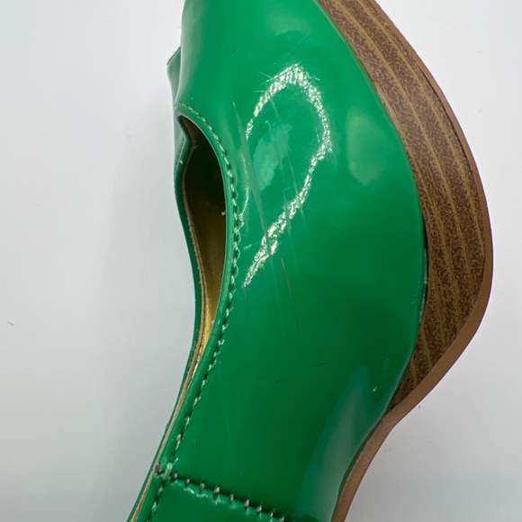 Charlotte Russe “Sandy” Green Patent Peep Toe Pump - Picture 7 of 7